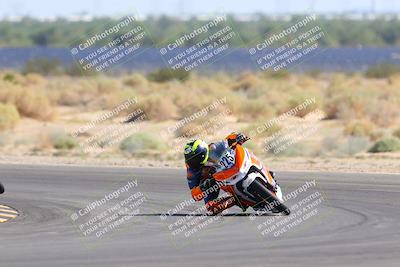 media/Oct-08-2023-CVMA (Sun) [[dbfe88ae3c]]/Race 11 500 Supersport-350 Supersport/